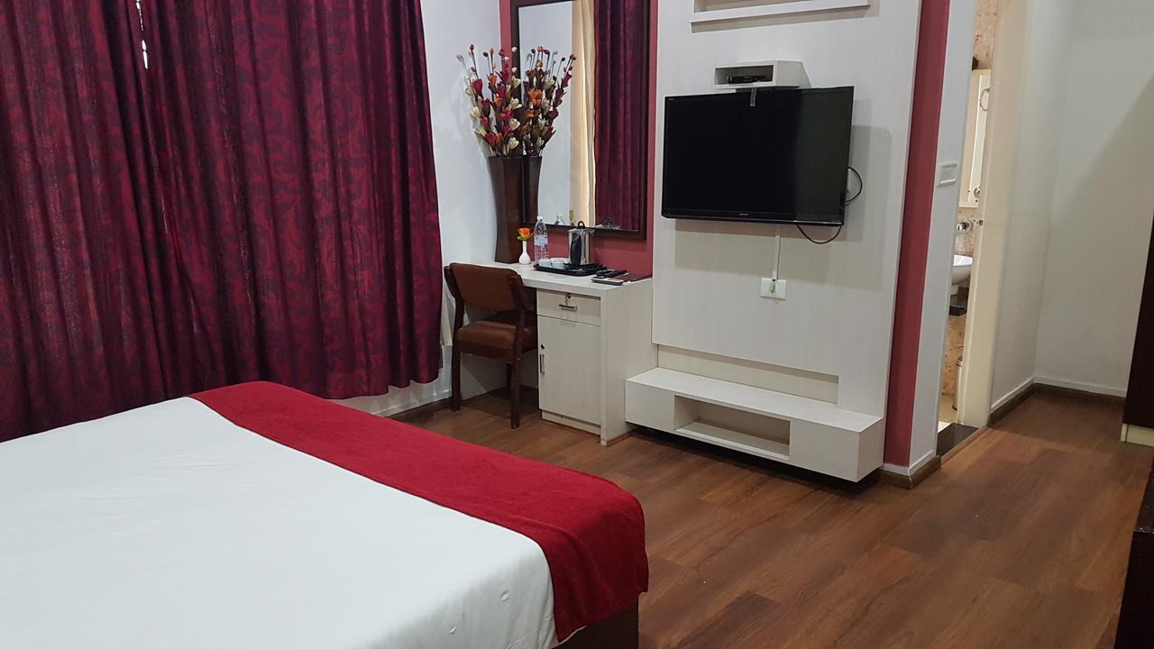 Xavier'S Residency Hotel Kollam Exterior photo